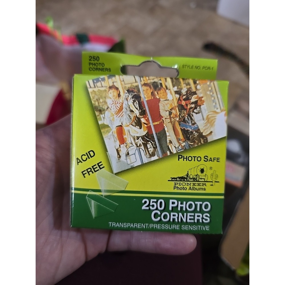 Pioneer Photo Albums Self Adhesive Clear Photo Corners PCR-1 250 Pack New In Box